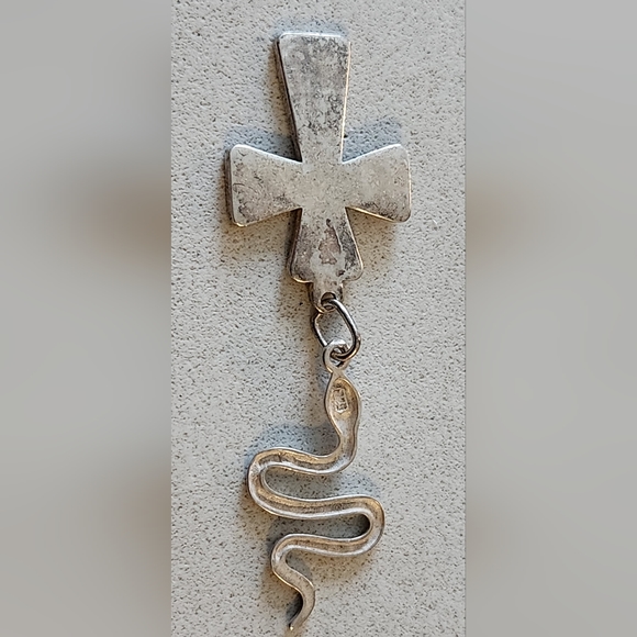 Vintage Sterling Silver Serpent and Cross Pendants. - Picture 4 of 5